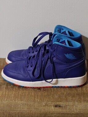 Jordan 1 Retro High 'Deep Royal' (GS) Kid's Size 5.5Y / Women's 7
